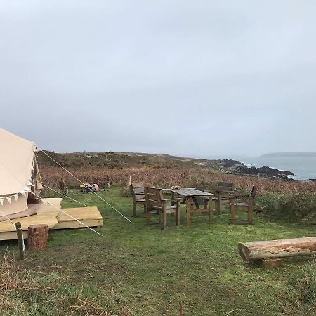 Castaway East - Long Island Hotel Schull Exterior foto